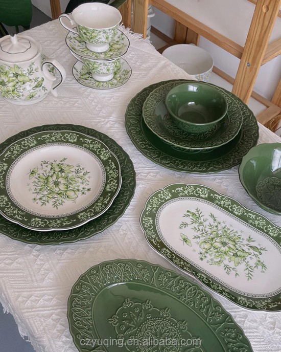 Luxury Classic French Retro Dark Green Porcelain Charger Creative Round Dinnerware Set Weddings Includes Dish Coffee Cup Teapot Luxury Classic French Retro Dark Green Porcelain Charger Creative Round Dinnerware Set Weddings Includes Dish Coffee Cup Teapot