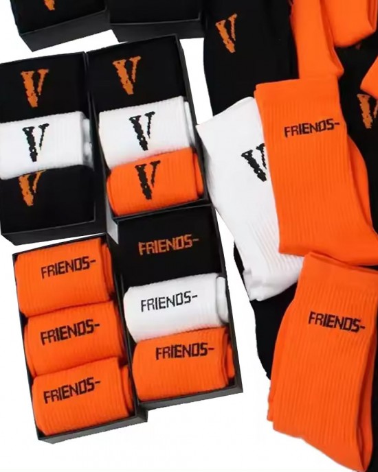 NO MOQ OEM Designer Casual Jacquard Knitted Letter Wholesale Crew Cotton Brands Funny Sports Terry Custom Socks Men With Logo NO MOQ OEM Designer Casual Jacquard Knitted Letter Wholesale Crew Cotton Brands Funny Sports Terry Custom Socks Men With Logo