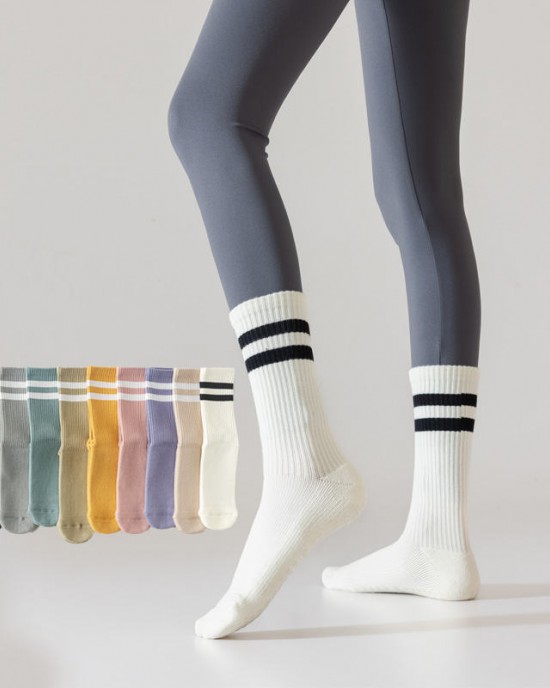 Seamless Custom Logo Grip Barre Trampoline Socks Ankle Pilates Non Slip Yoga Socks Lulu Compression Cotton Tube Terry Crew Socks Seamless Custom Logo Grip Barre Trampoline Socks Ankle Pilates Non Slip Yoga Socks Lulu Compression Cotton Tube Terry Crew Socks